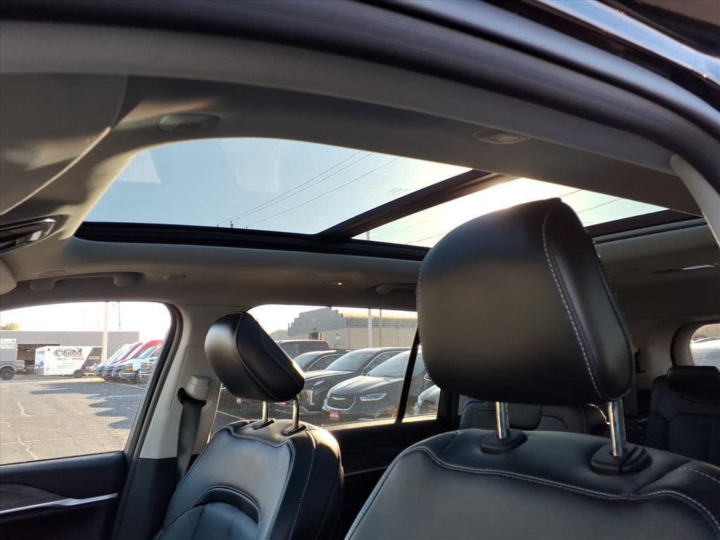 used 2022 Jeep Grand Cherokee L car, priced at $29,292