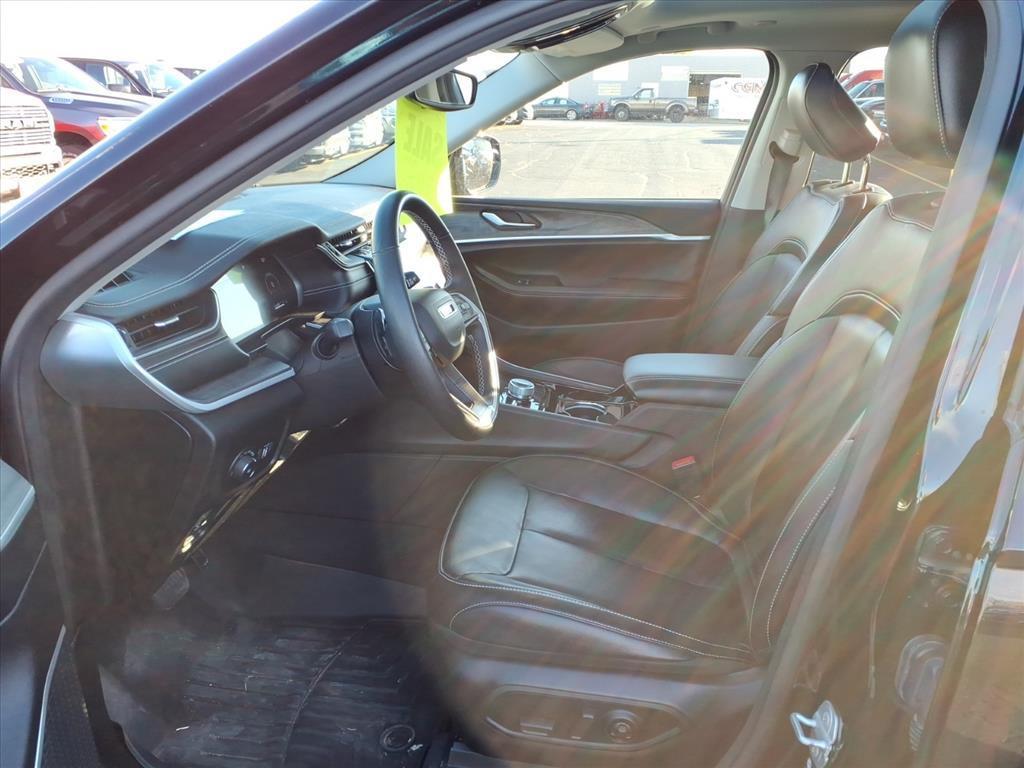 used 2022 Jeep Grand Cherokee L car, priced at $29,292