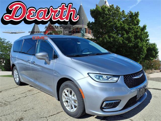 used 2021 Chrysler Pacifica car, priced at $22,891