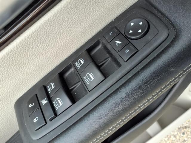 used 2023 Chrysler Pacifica car, priced at $28,980