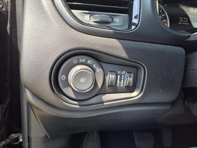 used 2022 Jeep Renegade car, priced at $20,391