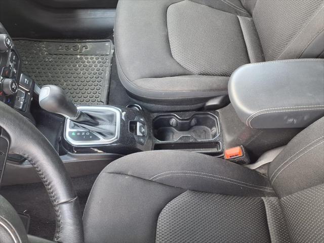 used 2022 Jeep Renegade car, priced at $20,391