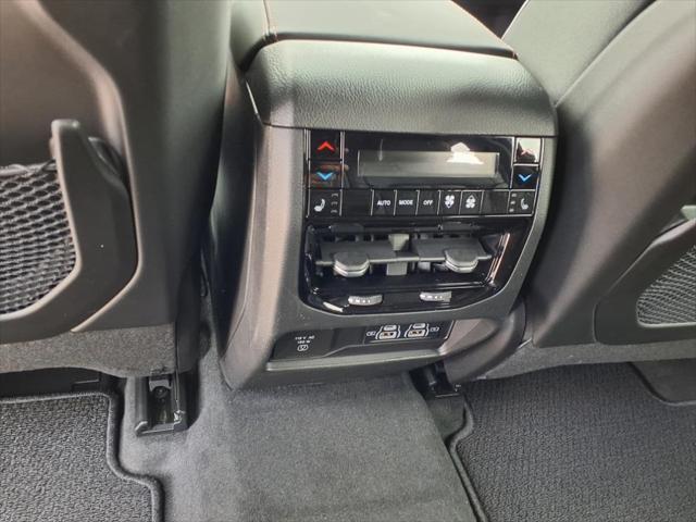 new 2025 Jeep Grand Cherokee car, priced at $65,925