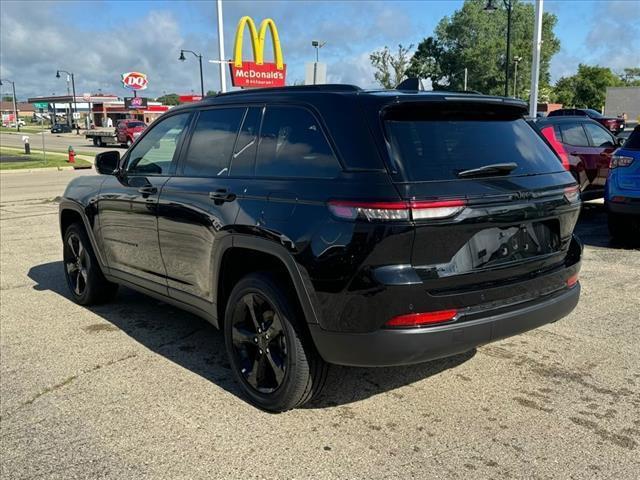 new 2024 Jeep Grand Cherokee car, priced at $48,739