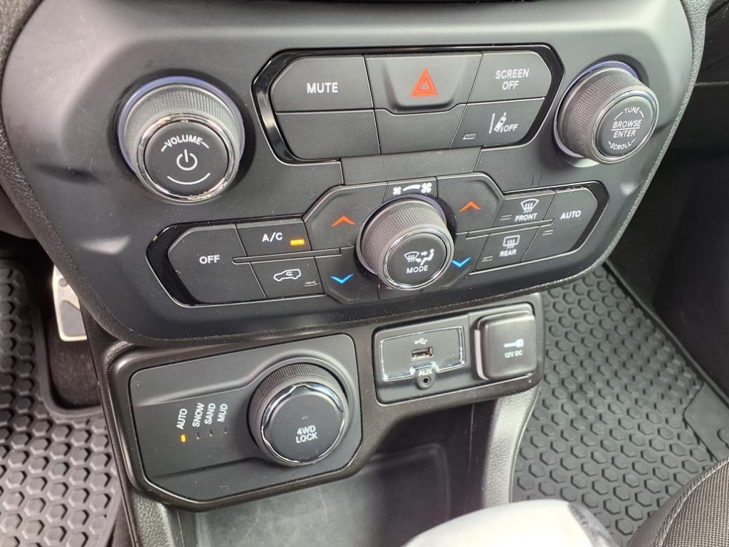 used 2022 Jeep Renegade car, priced at $18,292