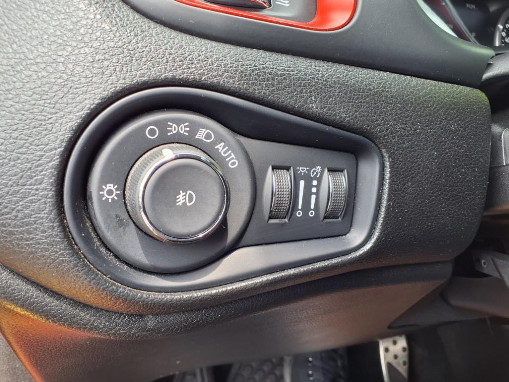 used 2022 Jeep Renegade car, priced at $18,292