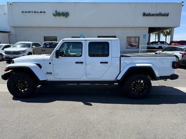new 2025 Jeep Gladiator car, priced at $42,385