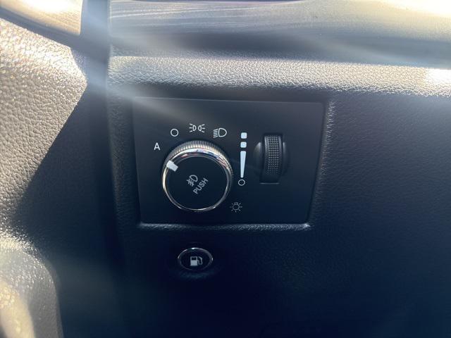 used 2022 Jeep Grand Cherokee car, priced at $30,585
