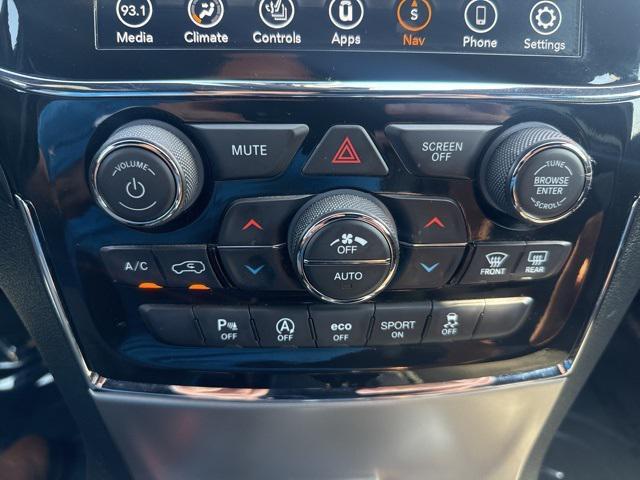 used 2022 Jeep Grand Cherokee car, priced at $30,585