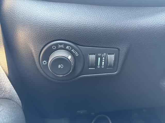 used 2022 Jeep Compass car, priced at $20,378