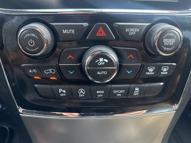 used 2022 Jeep Grand Cherokee car, priced at $27,897