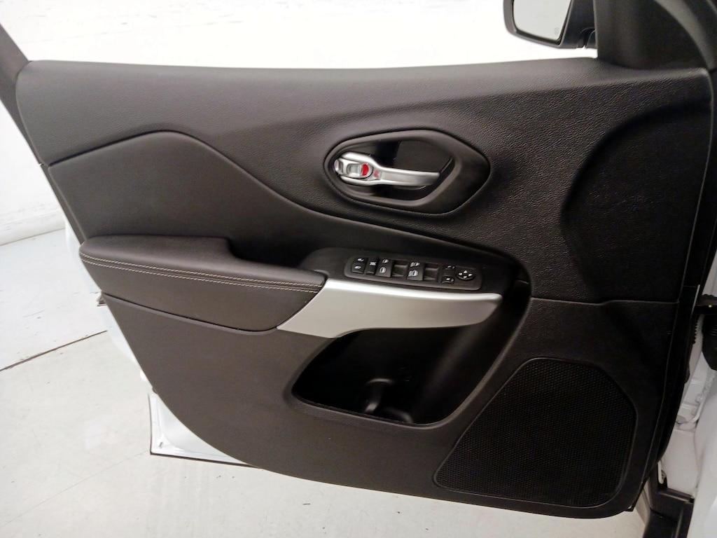 used 2022 Jeep Cherokee car, priced at $25,998