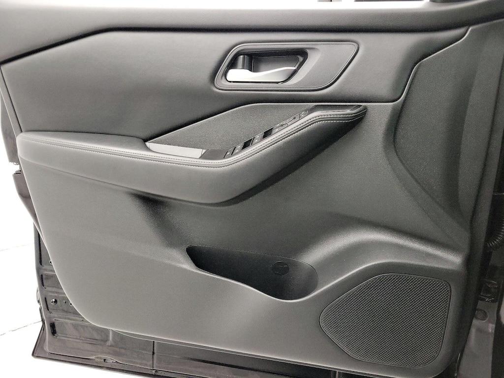 used 2024 Nissan Rogue car, priced at $25,998
