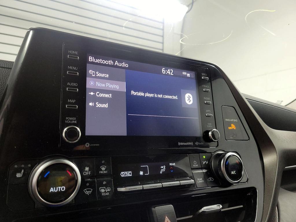 used 2020 Toyota Highlander car, priced at $32,998