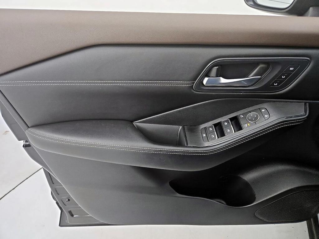 used 2023 Nissan Rogue car, priced at $27,998