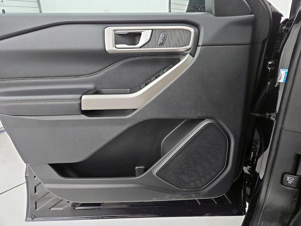 used 2022 Ford Explorer car, priced at $29,998