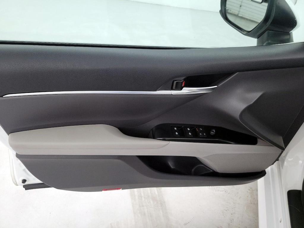 used 2020 Toyota Camry Hybrid car, priced at $23,998