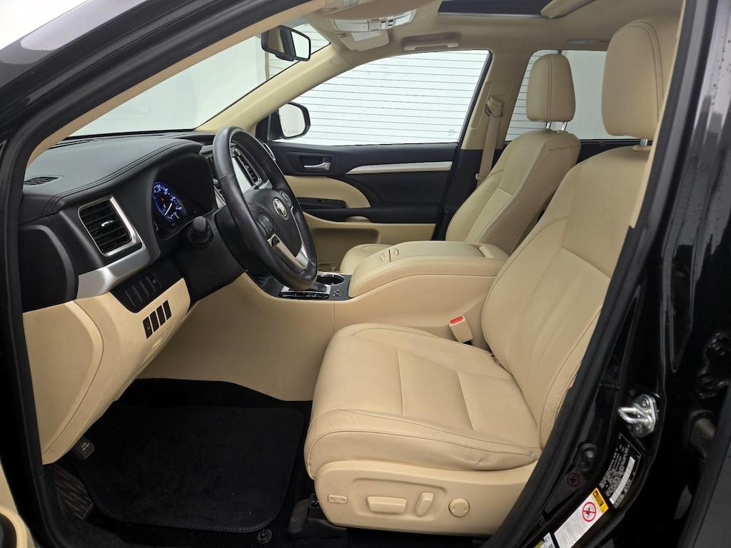 used 2015 Toyota Highlander car, priced at $23,998