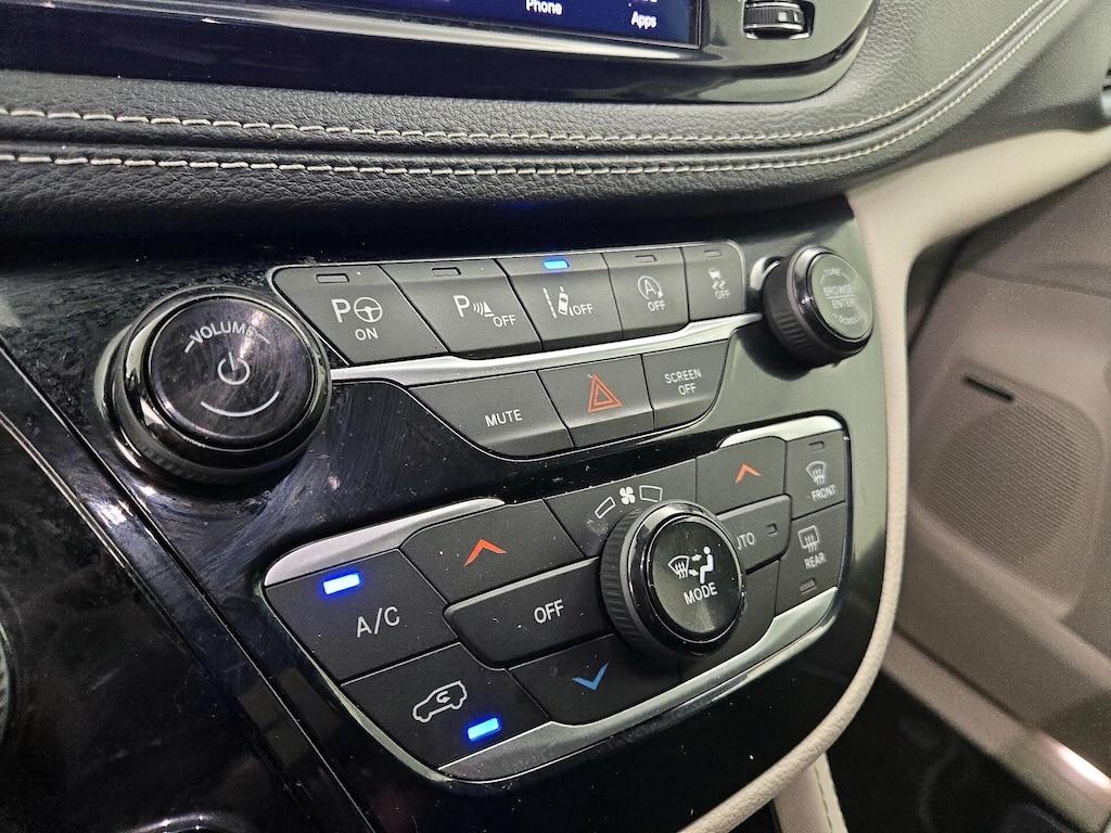 used 2022 Chrysler Pacifica car, priced at $38,998