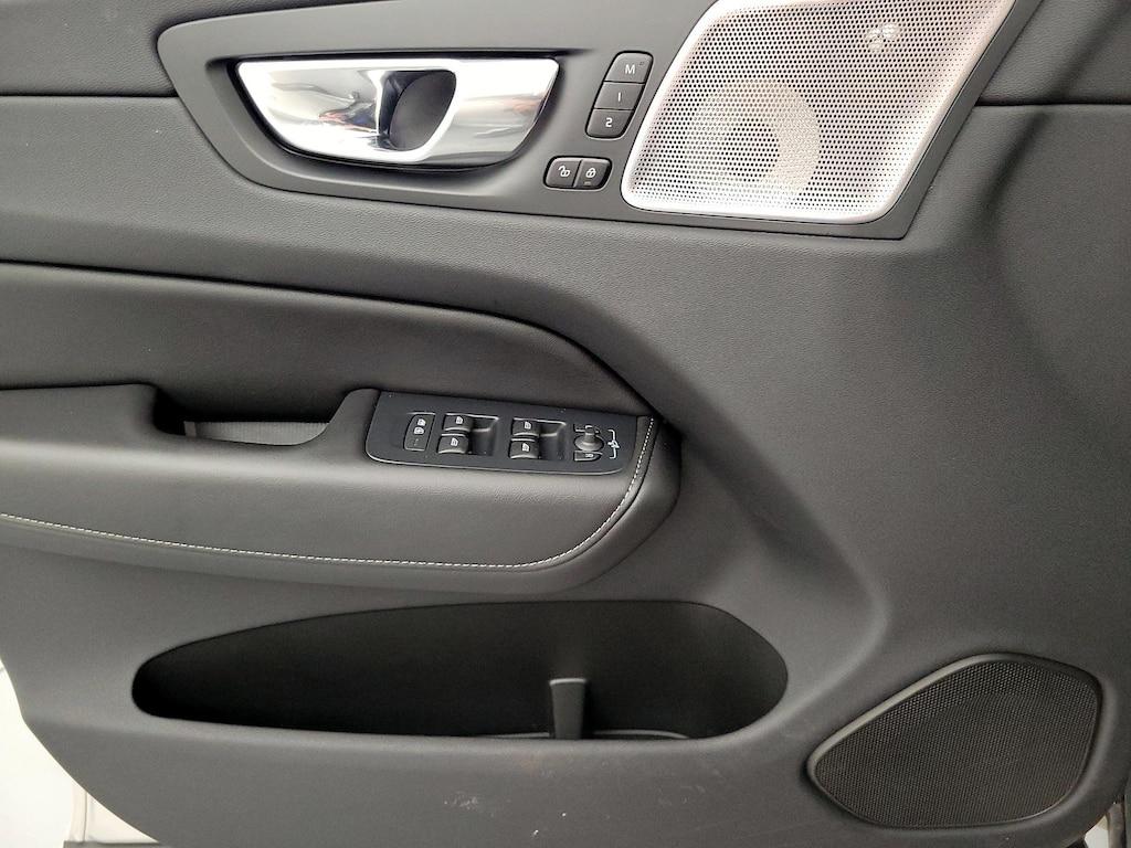 used 2022 Volvo XC60 Recharge Plug-In Hybrid car, priced at $39,998