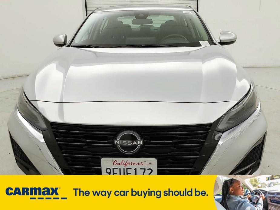 used 2023 Nissan Altima car, priced at $22,998