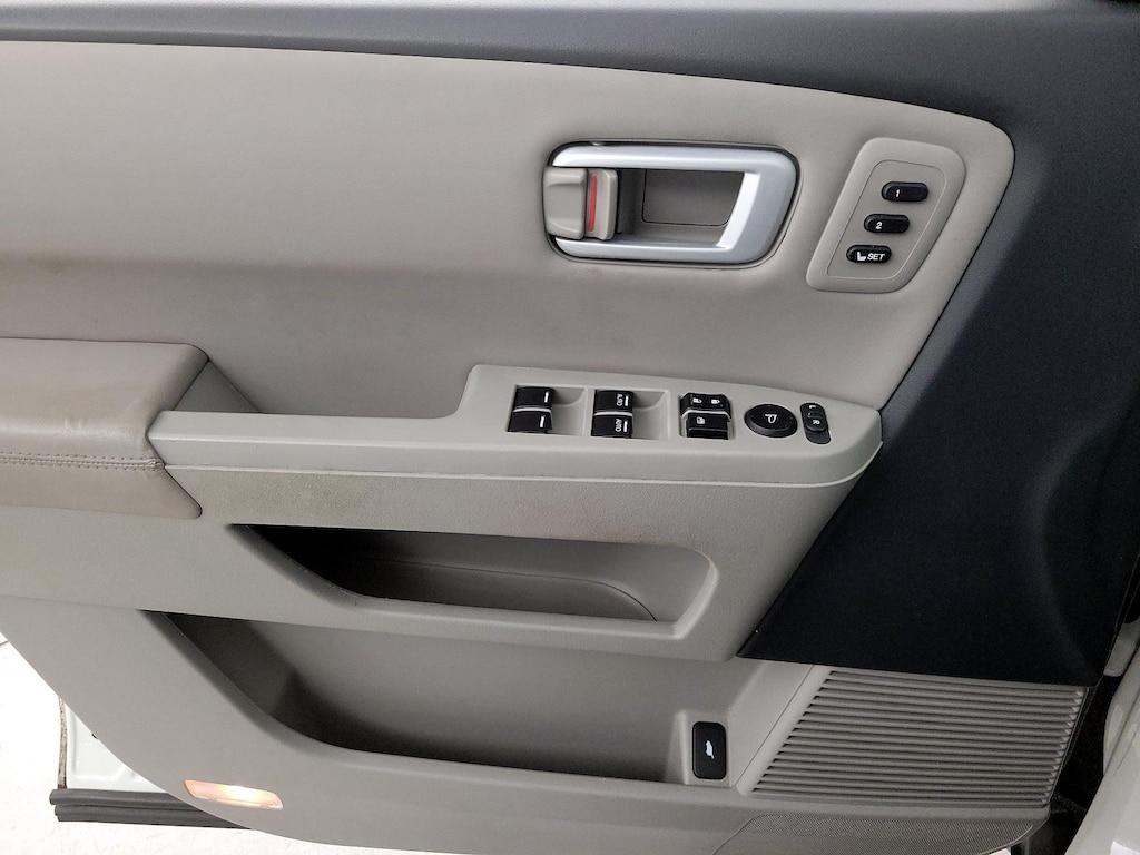 used 2015 Honda Pilot car, priced at $18,998