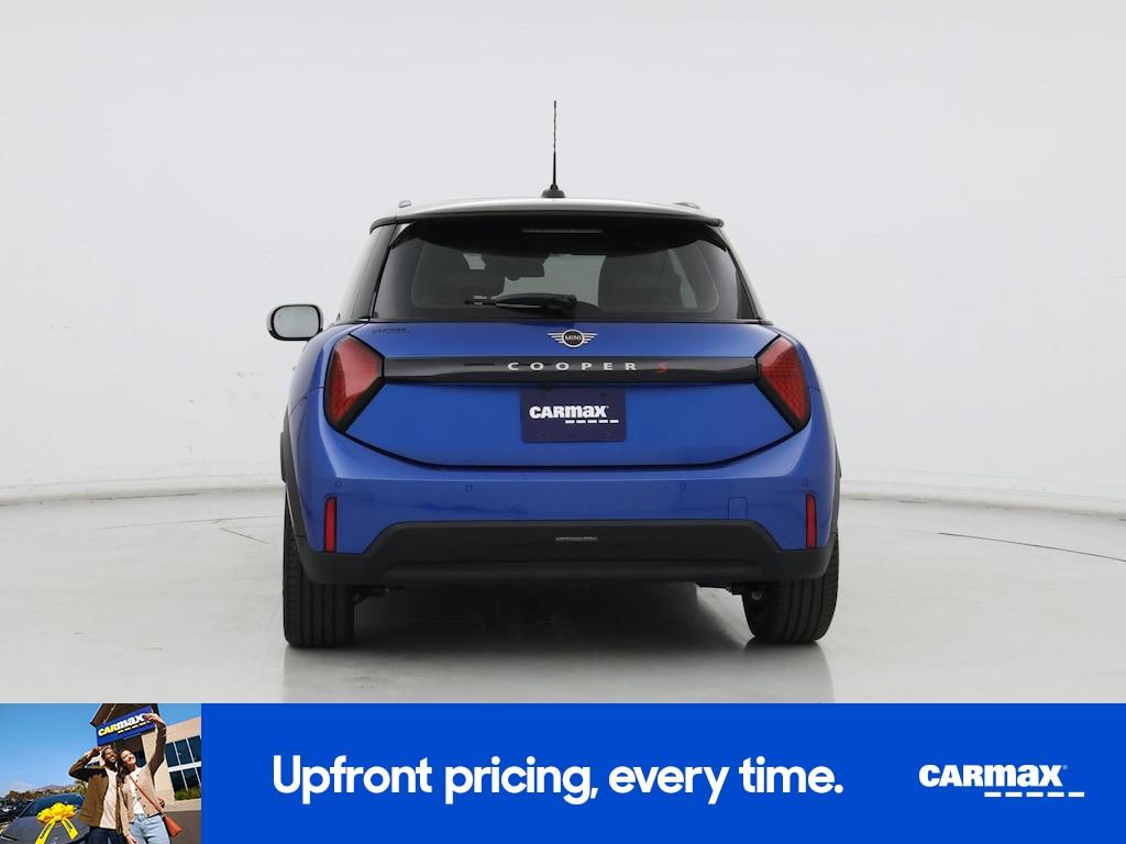 used 2025 MINI Hardtop car, priced at $29,998