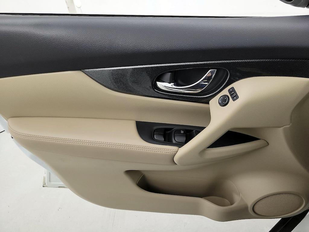 used 2016 Nissan Rogue car, priced at $14,998