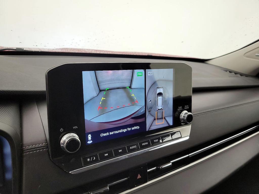 used 2024 Mitsubishi Outlander car, priced at $26,998