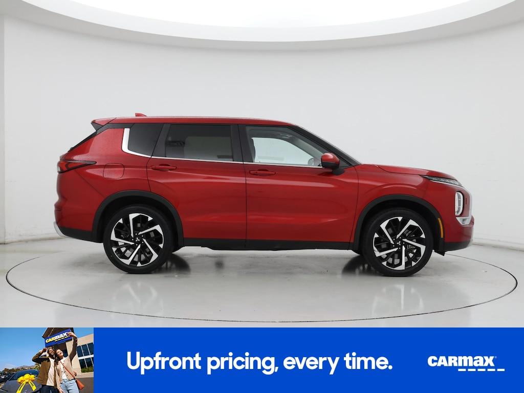 used 2024 Mitsubishi Outlander car, priced at $26,998