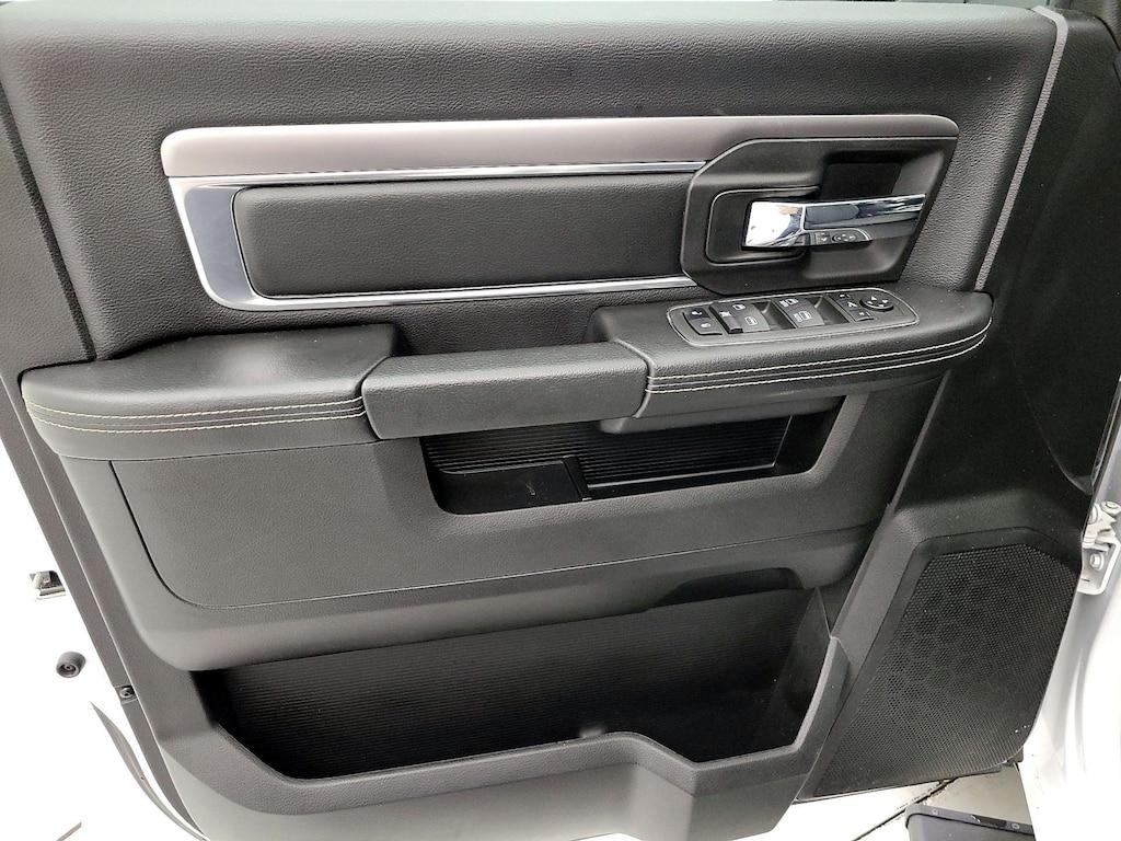 used 2022 Ram 1500 Classic car, priced at $31,998
