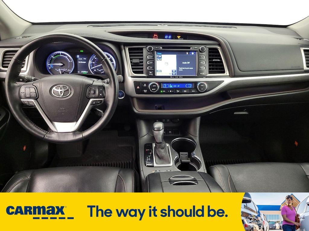 used 2017 Toyota Highlander Hybrid car, priced at $36,998