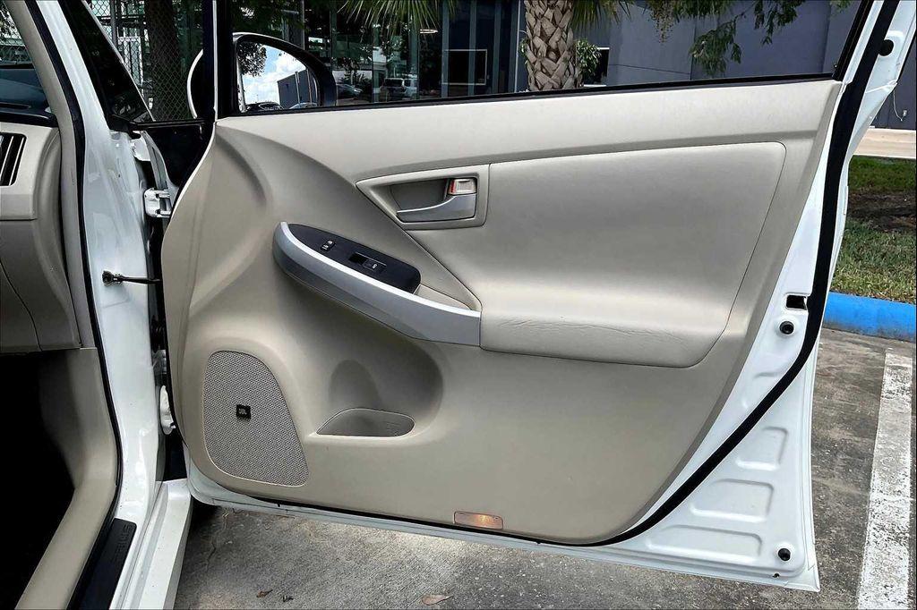 used 2014 Toyota Prius car, priced at $12,895