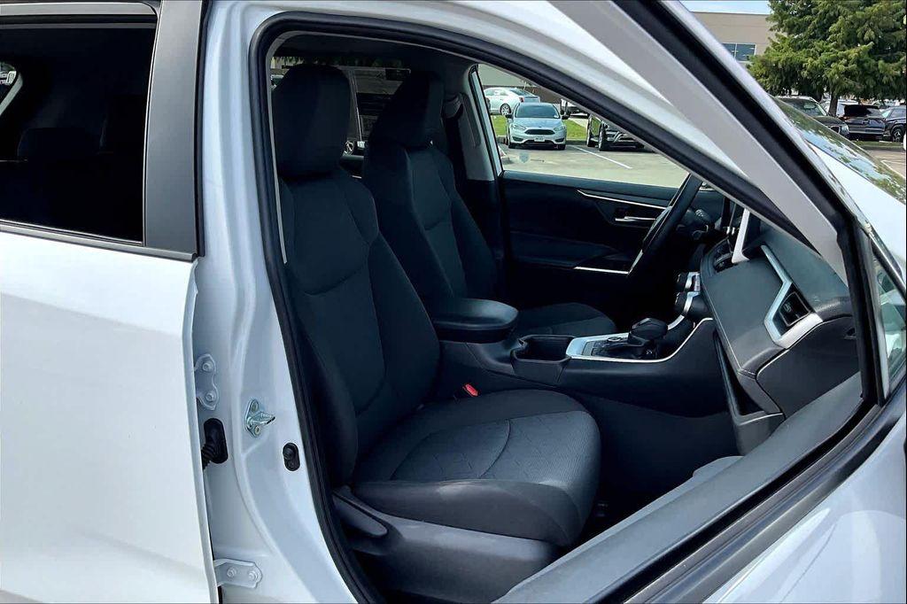 used 2024 Toyota RAV4 Hybrid car, priced at $32,995