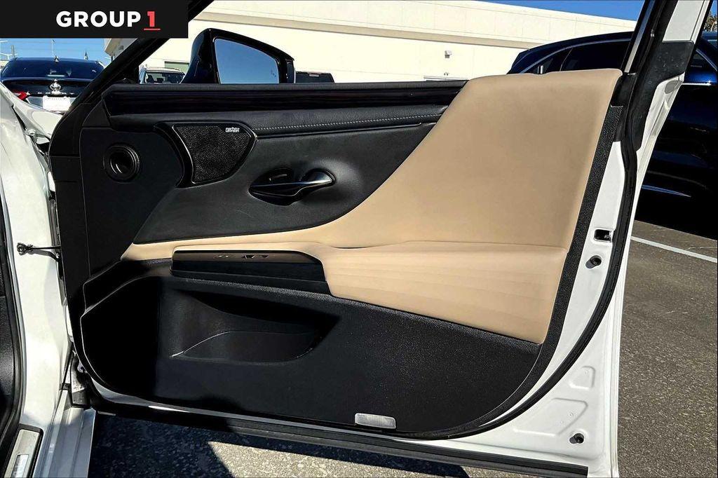 used 2021 Lexus ES 350 car, priced at $35,298