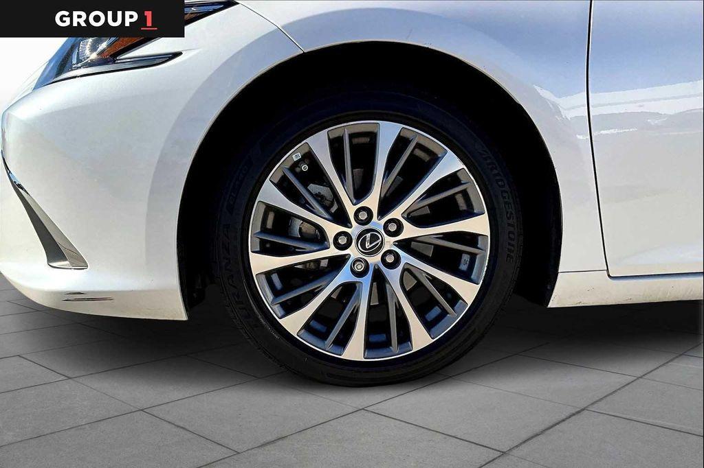 used 2021 Lexus ES 350 car, priced at $35,298