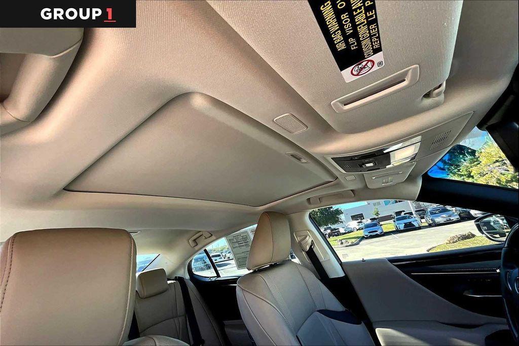 used 2021 Lexus ES 350 car, priced at $35,298