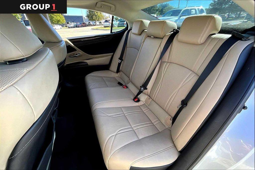 used 2021 Lexus ES 350 car, priced at $35,298