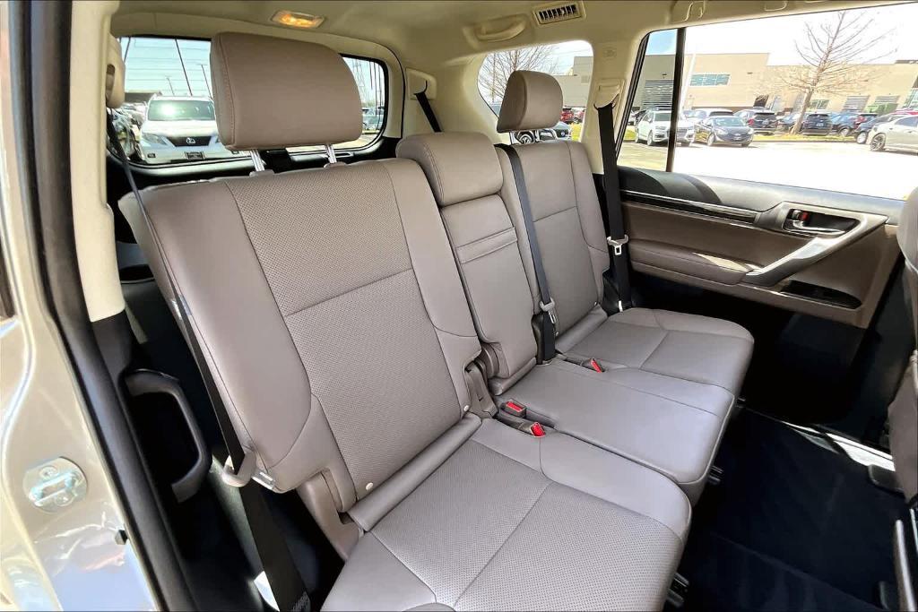 used 2022 Lexus GX 460 car, priced at $51,995