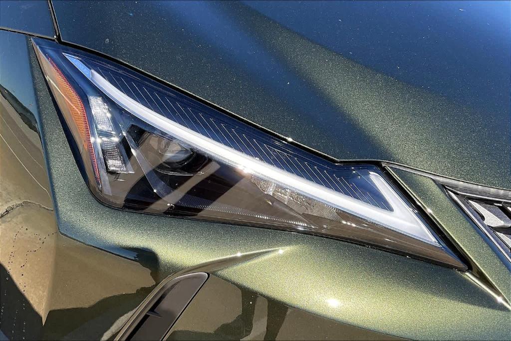 new 2025 Lexus UX 300h car, priced at $39,914