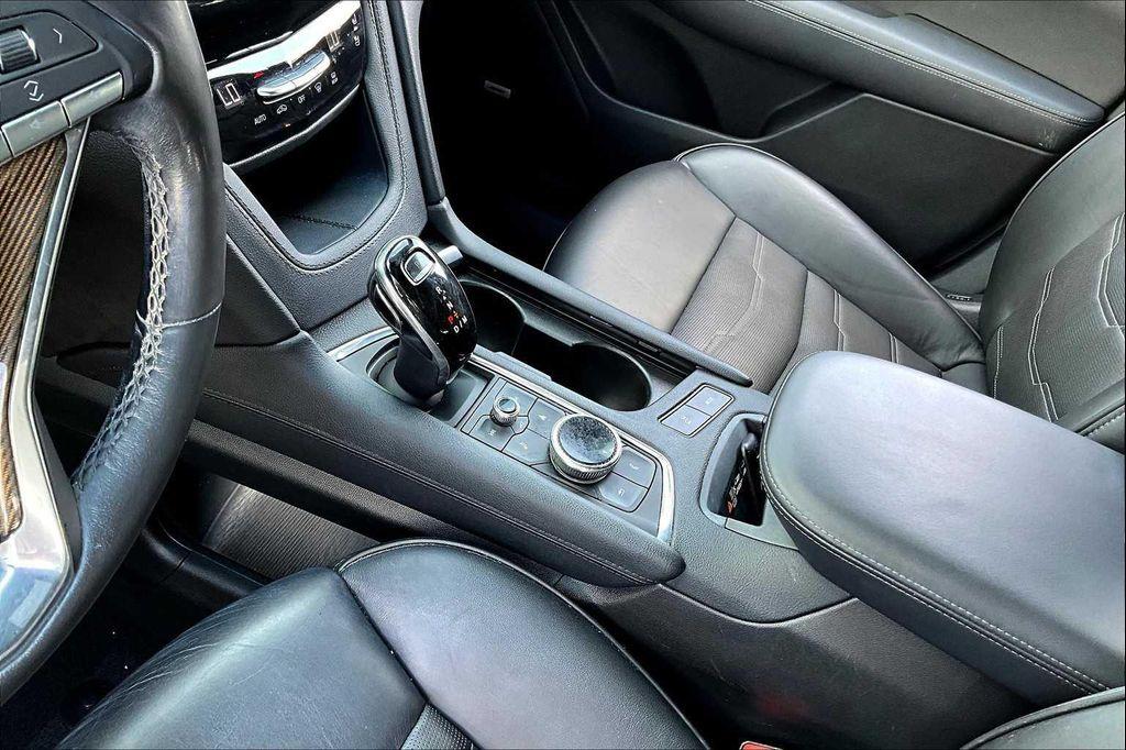 used 2021 Cadillac XT6 car, priced at $21,495