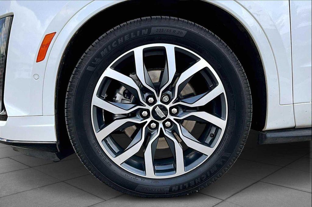 used 2021 Cadillac XT6 car, priced at $21,495