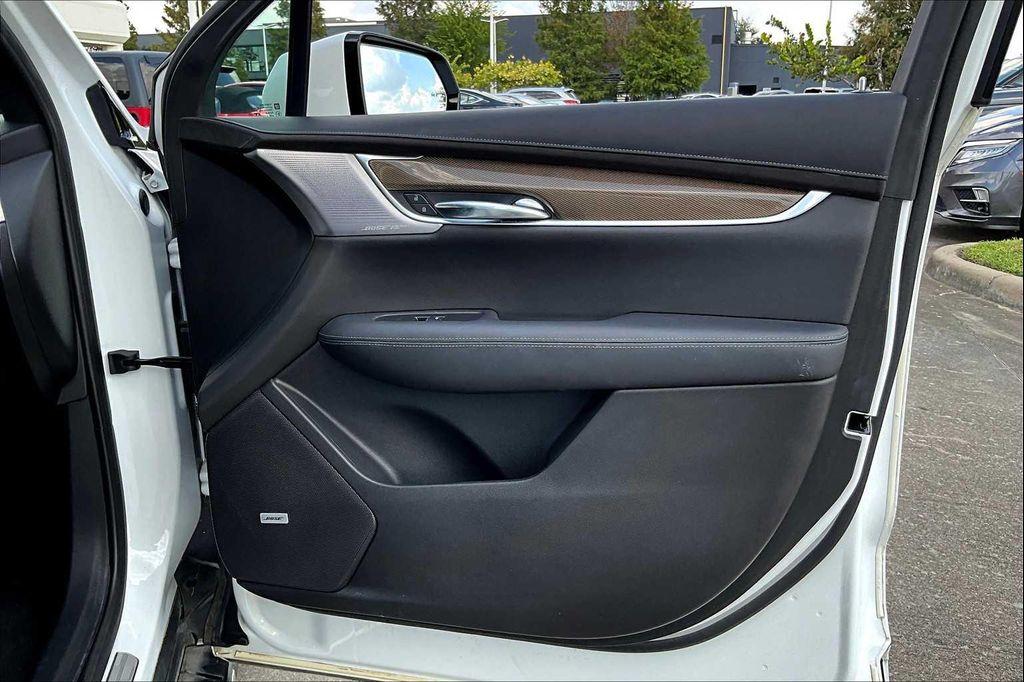 used 2021 Cadillac XT6 car, priced at $21,495