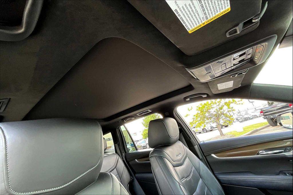 used 2021 Cadillac XT6 car, priced at $21,495