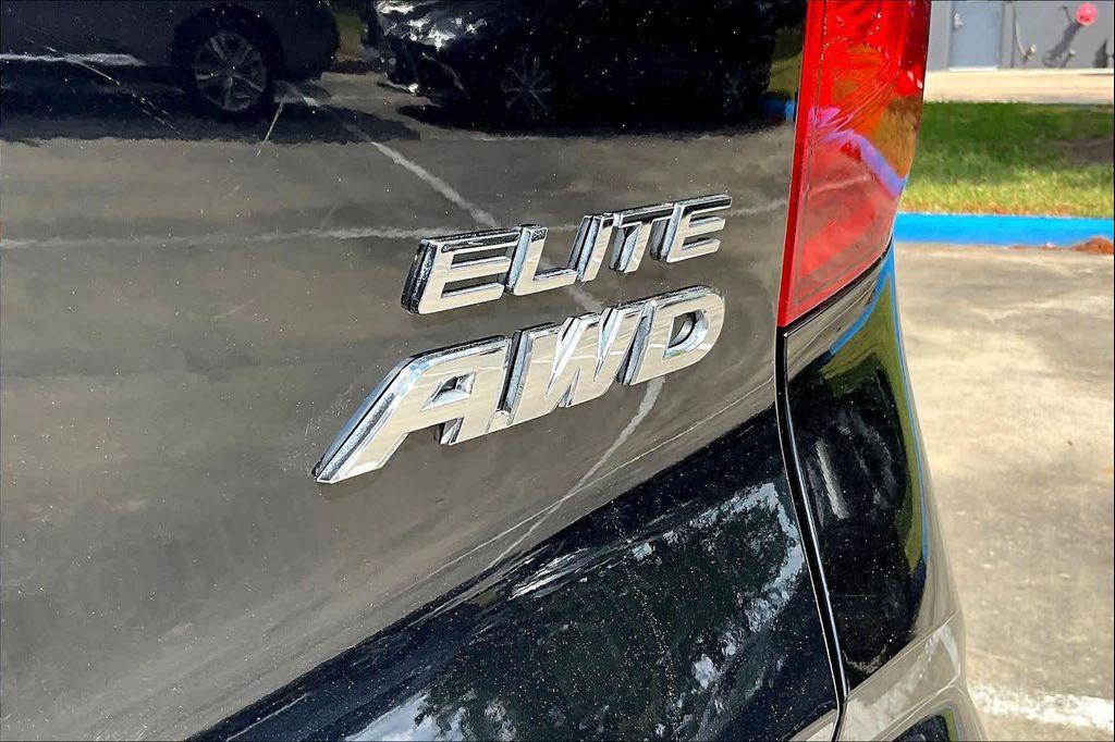 used 2018 Honda Pilot car, priced at $24,995