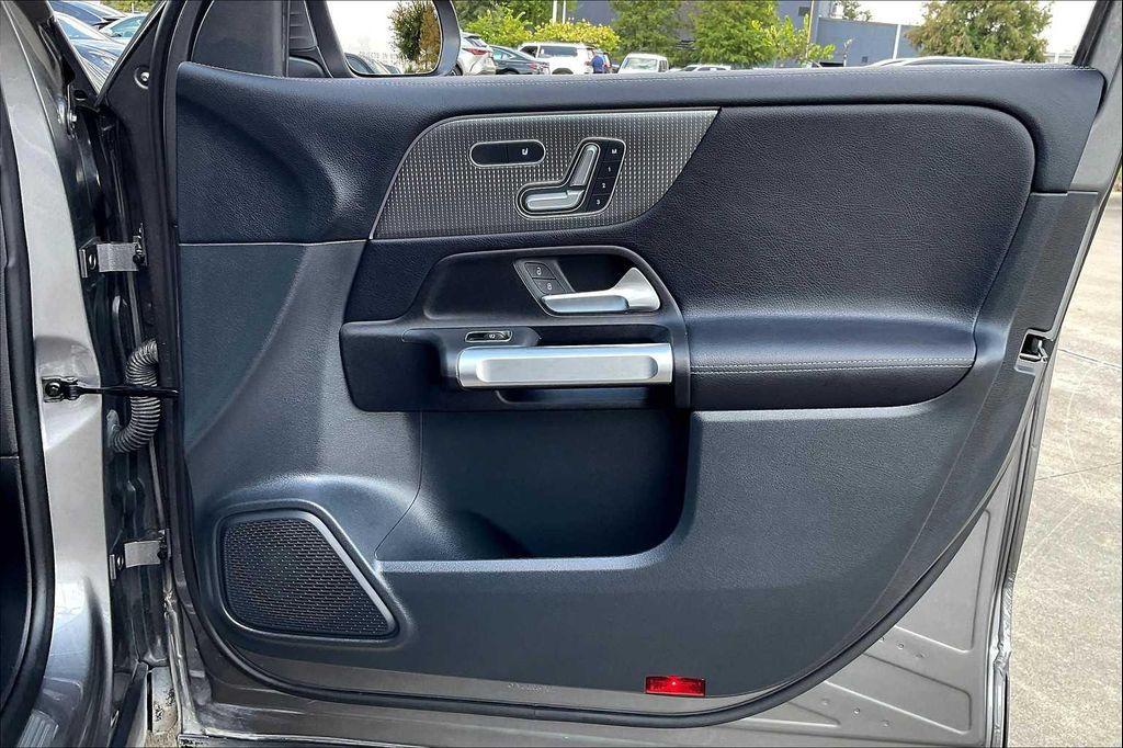 used 2022 Mercedes-Benz GLB 250 car, priced at $26,246