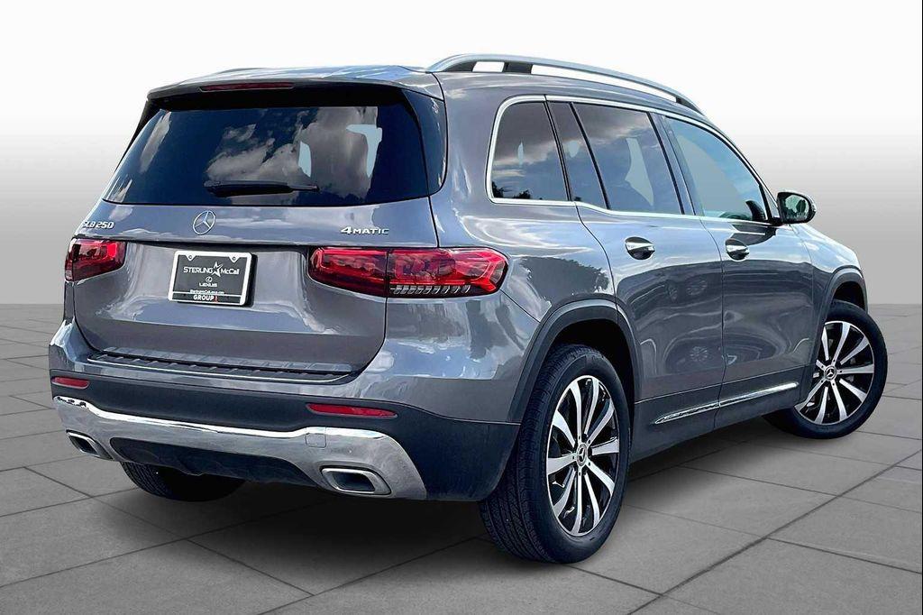 used 2022 Mercedes-Benz GLB 250 car, priced at $26,246