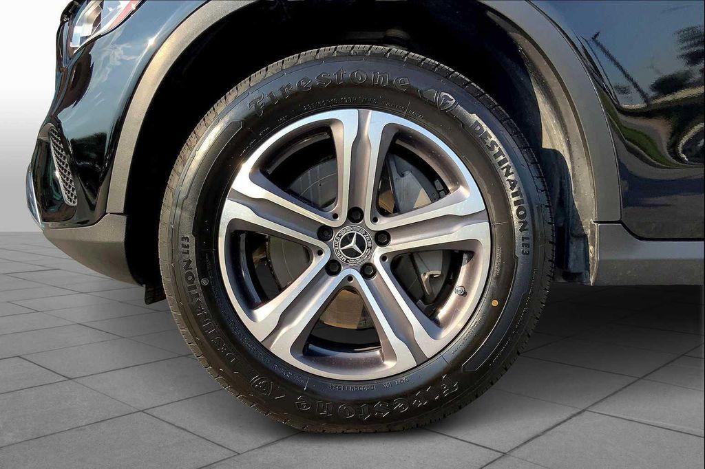 used 2020 Mercedes-Benz GLC 300 car, priced at $19,995