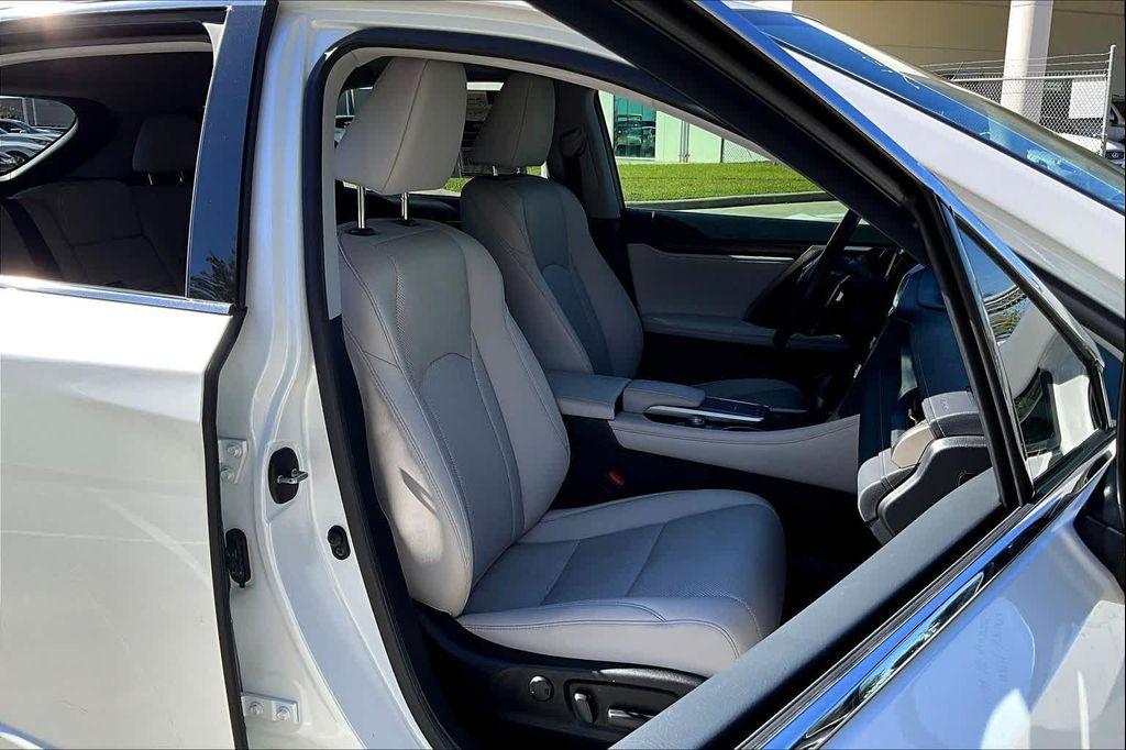 used 2022 Lexus RX 350 car, priced at $34,995