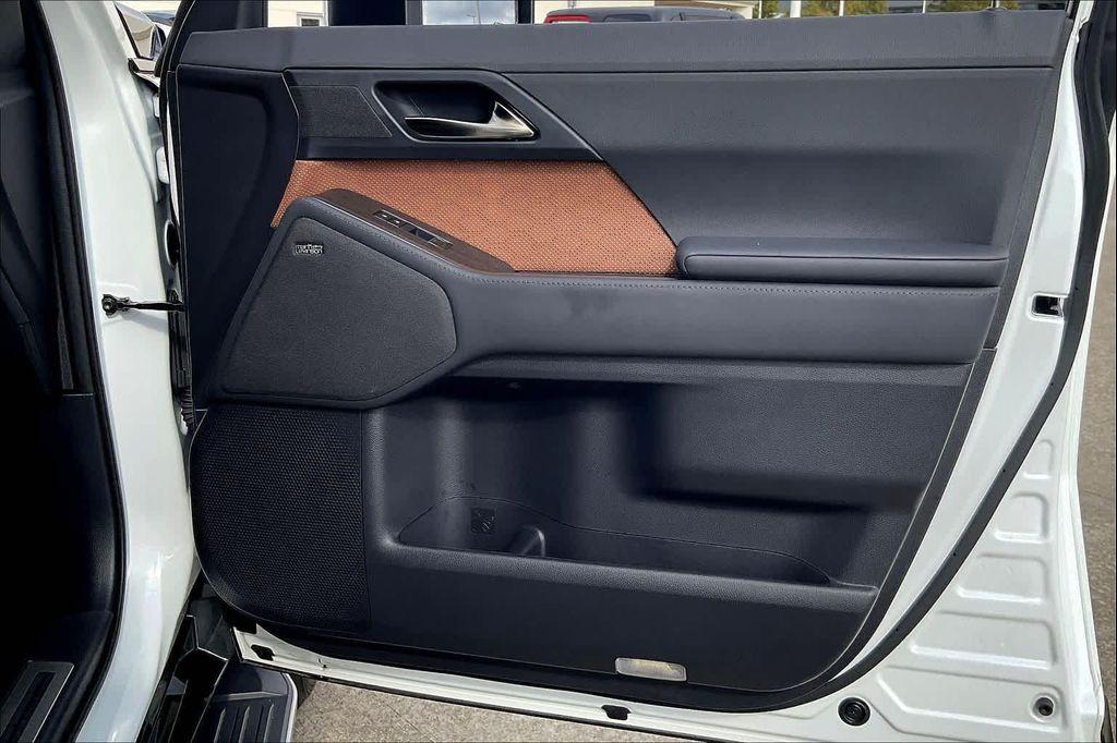 used 2024 Lexus GX 550 car, priced at $89,995